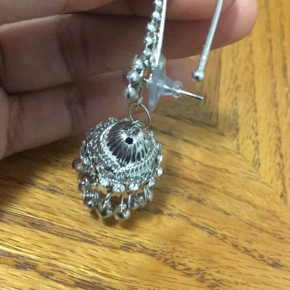 Full Coverage Earrings - Picture 4 of 4